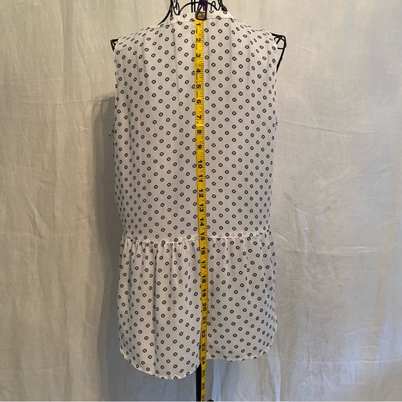 Loft extra small sleeveless top.  White with black detail. - Picture 4 of 7